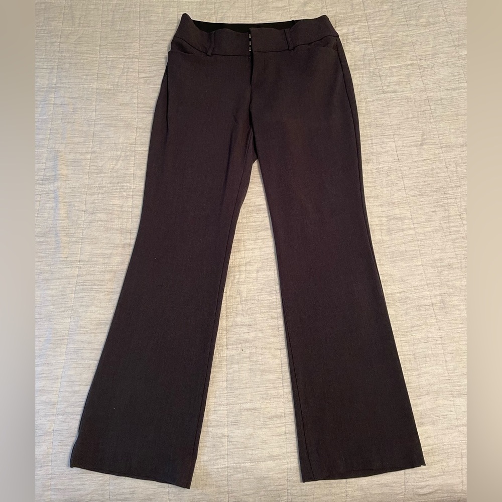 Apt. 9 charcoal grey dress pants, size 4